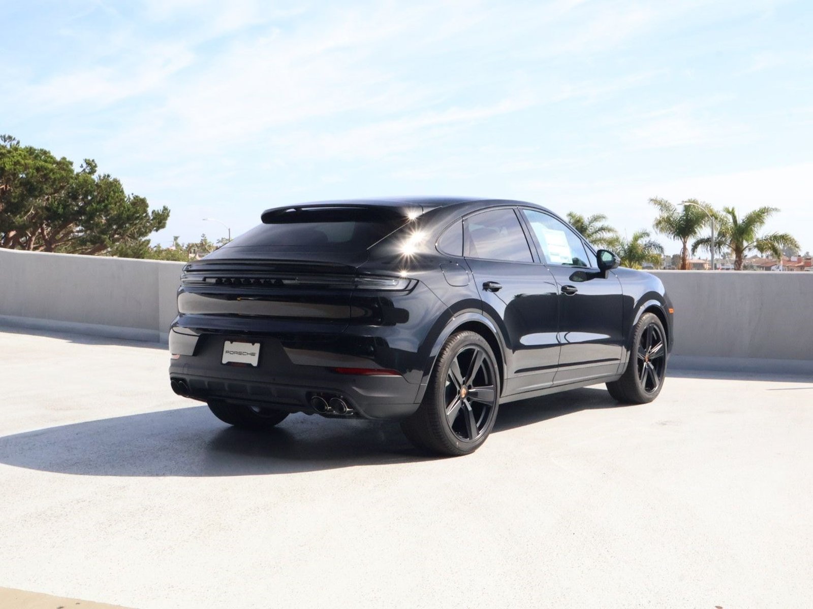 New 2026 Porsche Cayenne Coupe AWD/4WD image 15