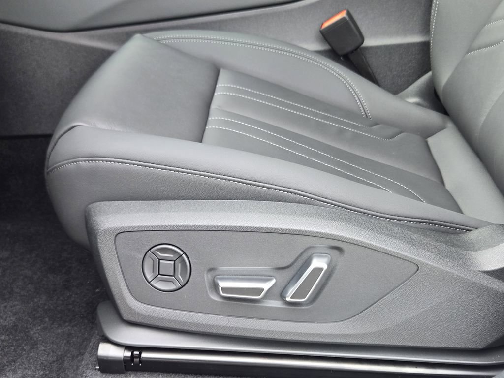 New 2026 Audi Q3 quattro 2.0T AWD/4WD image 30