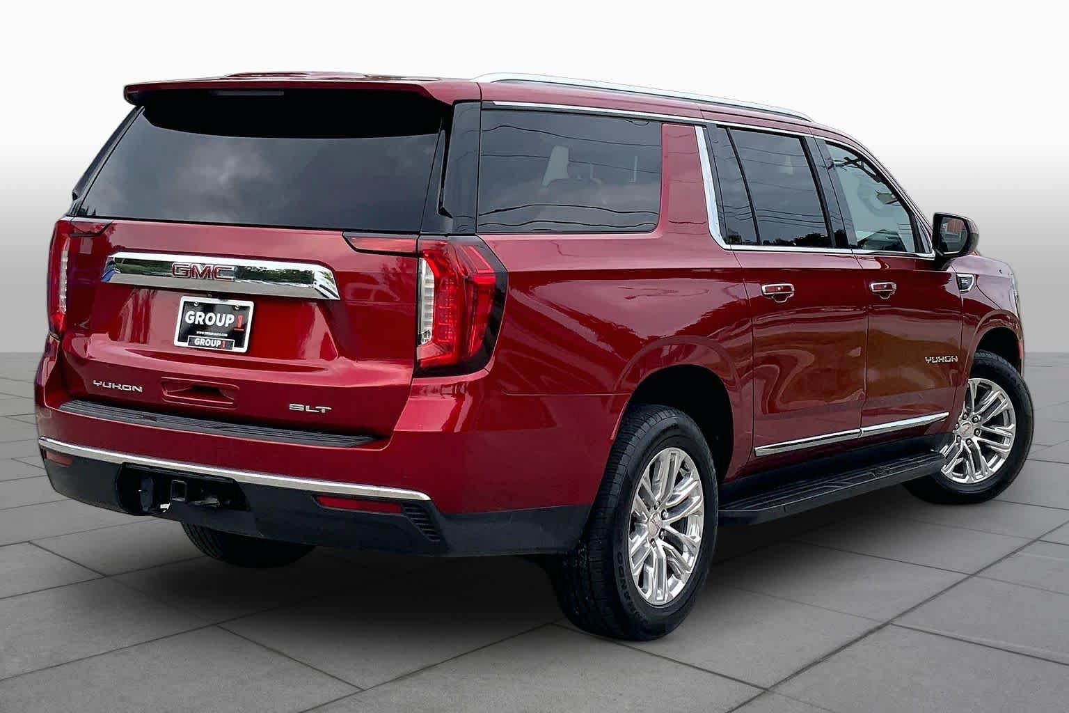 Used 2021 GMC Yukon XL SLT AWD/4WD image 12