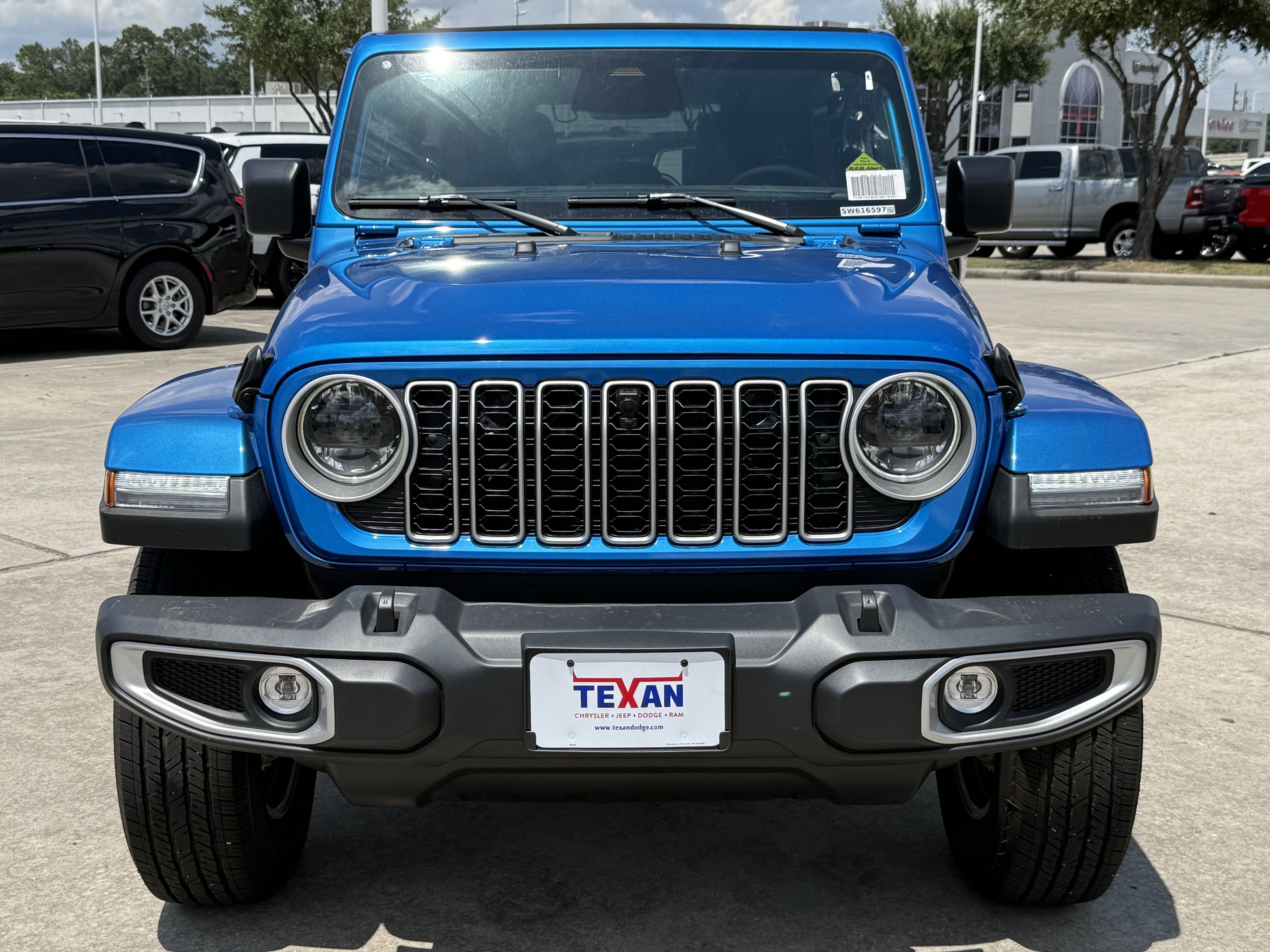 New 2025 Jeep Wrangler Sahara image 7