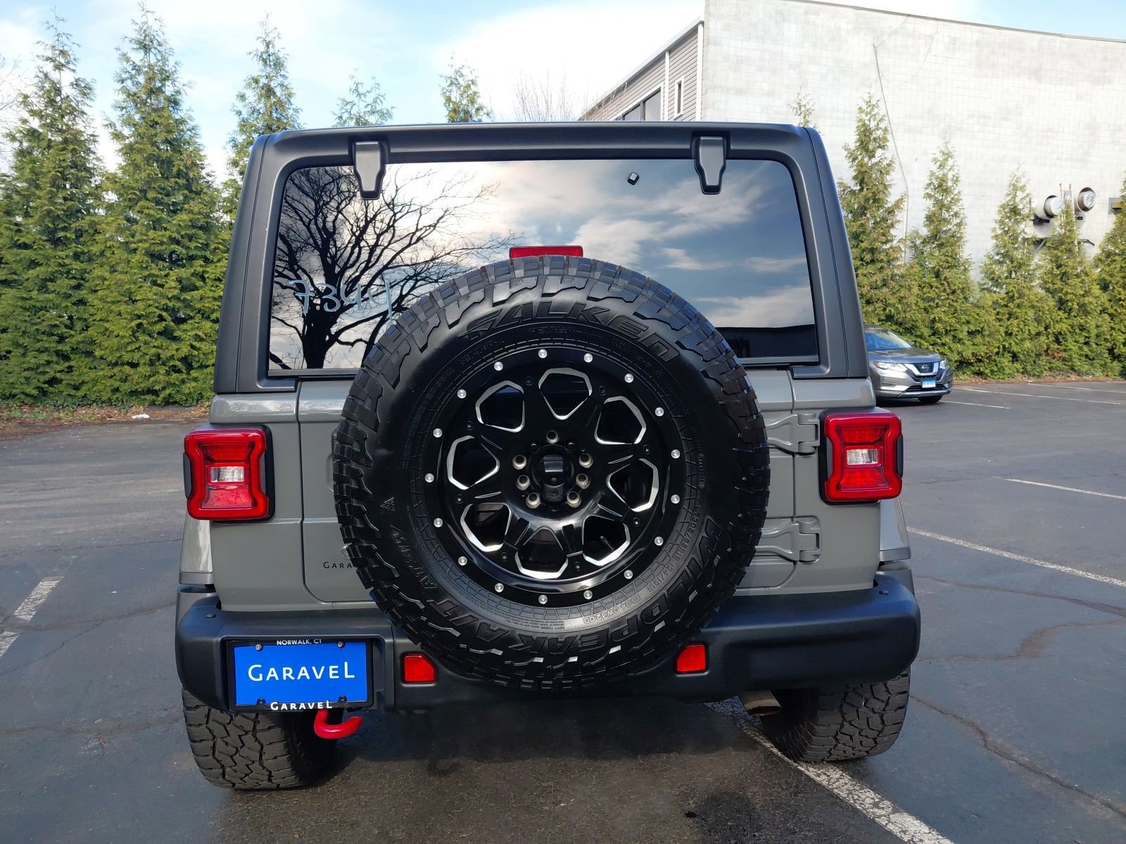 Used 2020 Jeep Wrangler Unlimited Rubicon w/ Dual Top Group AWD/4WD image 29