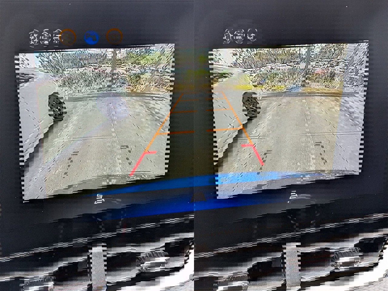 New 2026 Chevrolet Equinox LT image 16