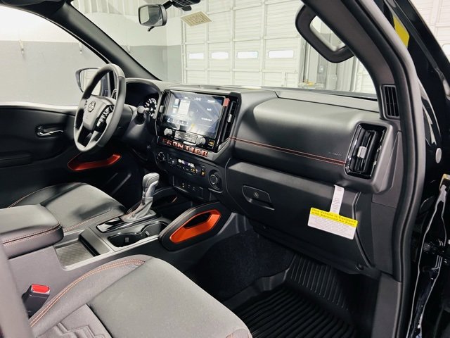 New 2025 Nissan Frontier PRO-4X w/ Interior Protection Package image 32