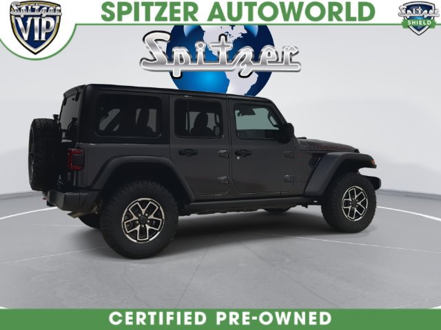 Used 2025 Jeep Wrangler Unlimited Rubicon w/ Technology Group AWD/4WD image 11