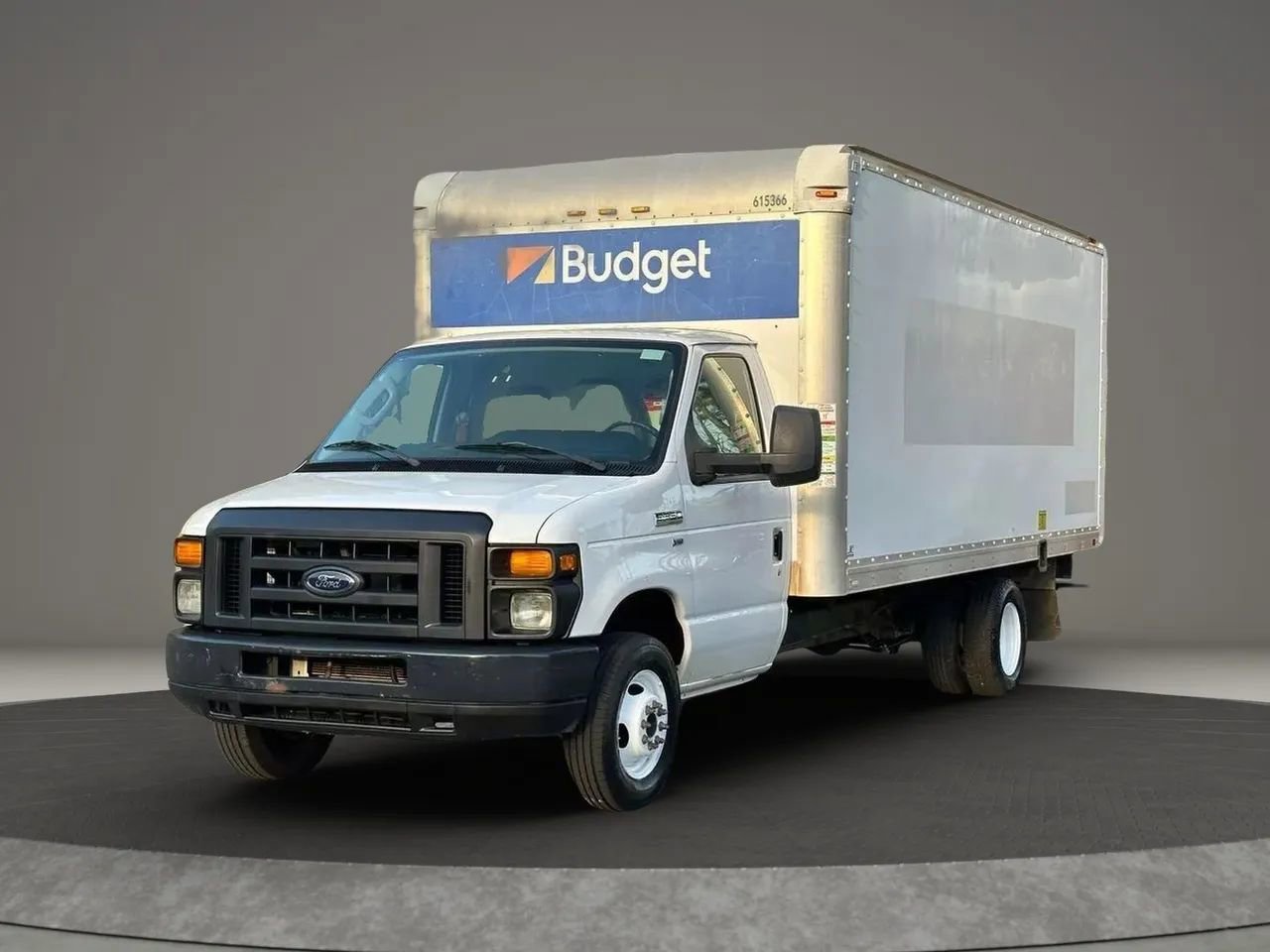 Used 2016 Ford E-350 and Econoline 350 Super Duty image 1