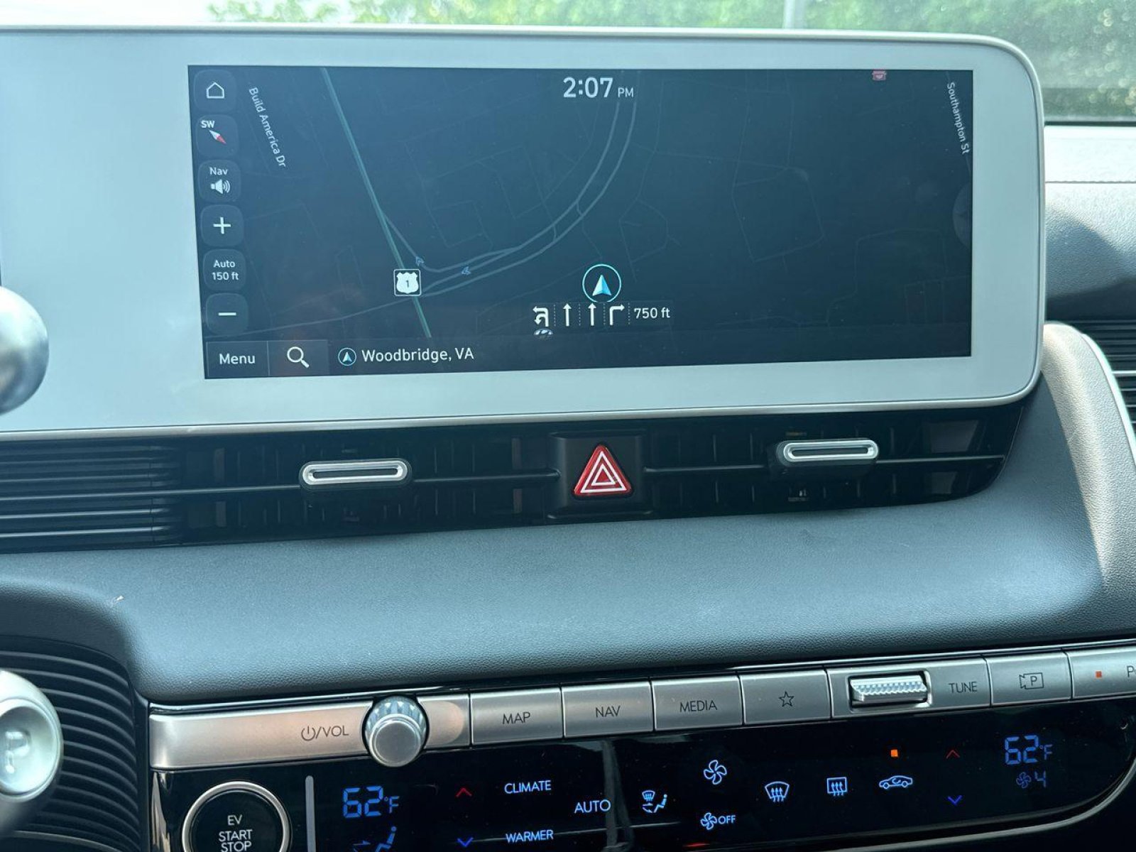 New 2024 Hyundai Ioniq 5 SEL image 19