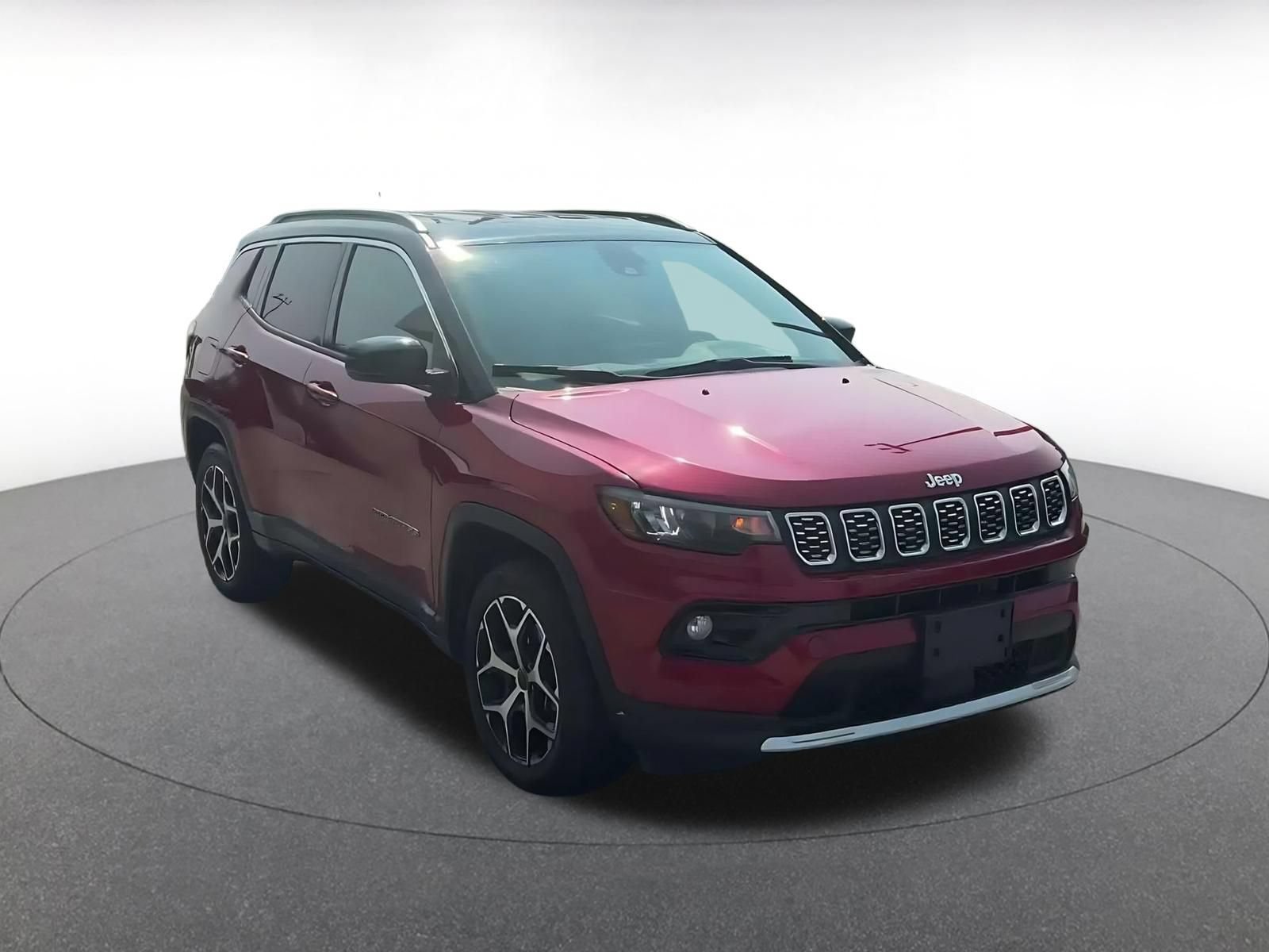 Used 2025 Jeep Compass Limited AWD/4WD image 3