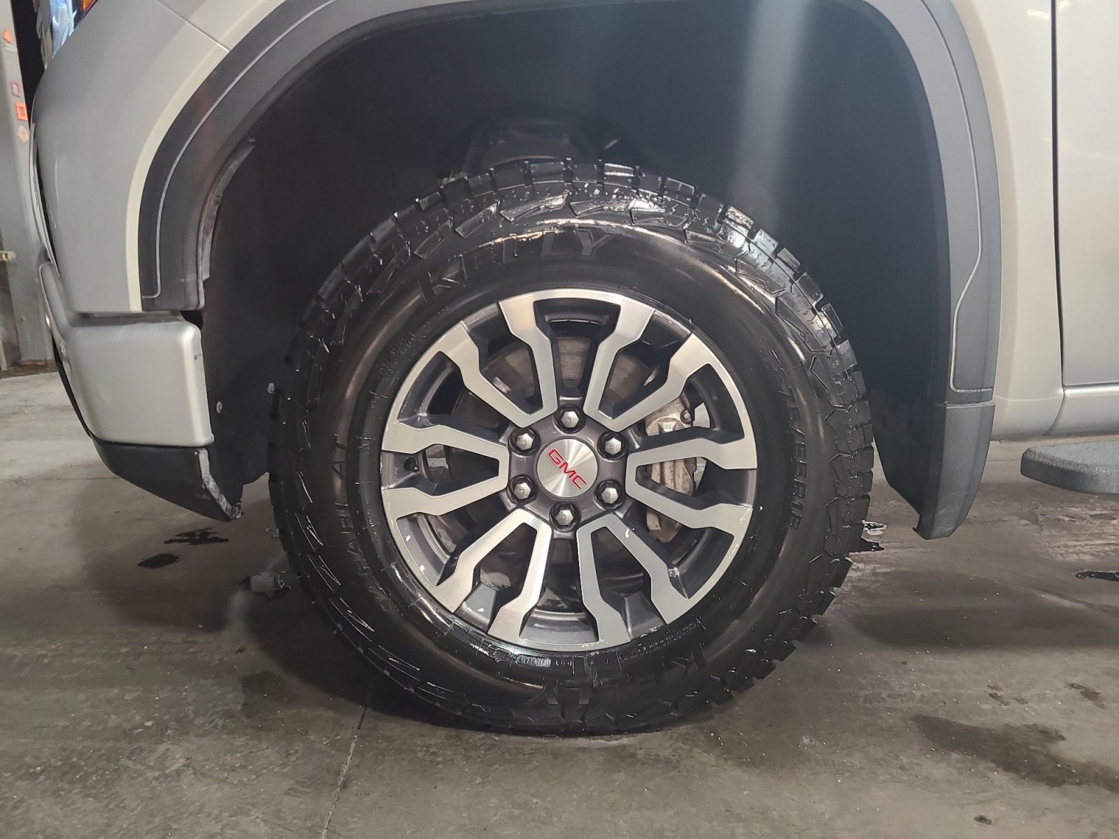 Used 2022 GMC Sierra 1500 AT4 w/ AT4 Premium Package AWD/4WD image 26