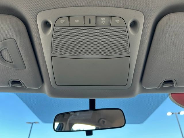 Used 2015 Nissan Rogue S AWD/4WD image 13