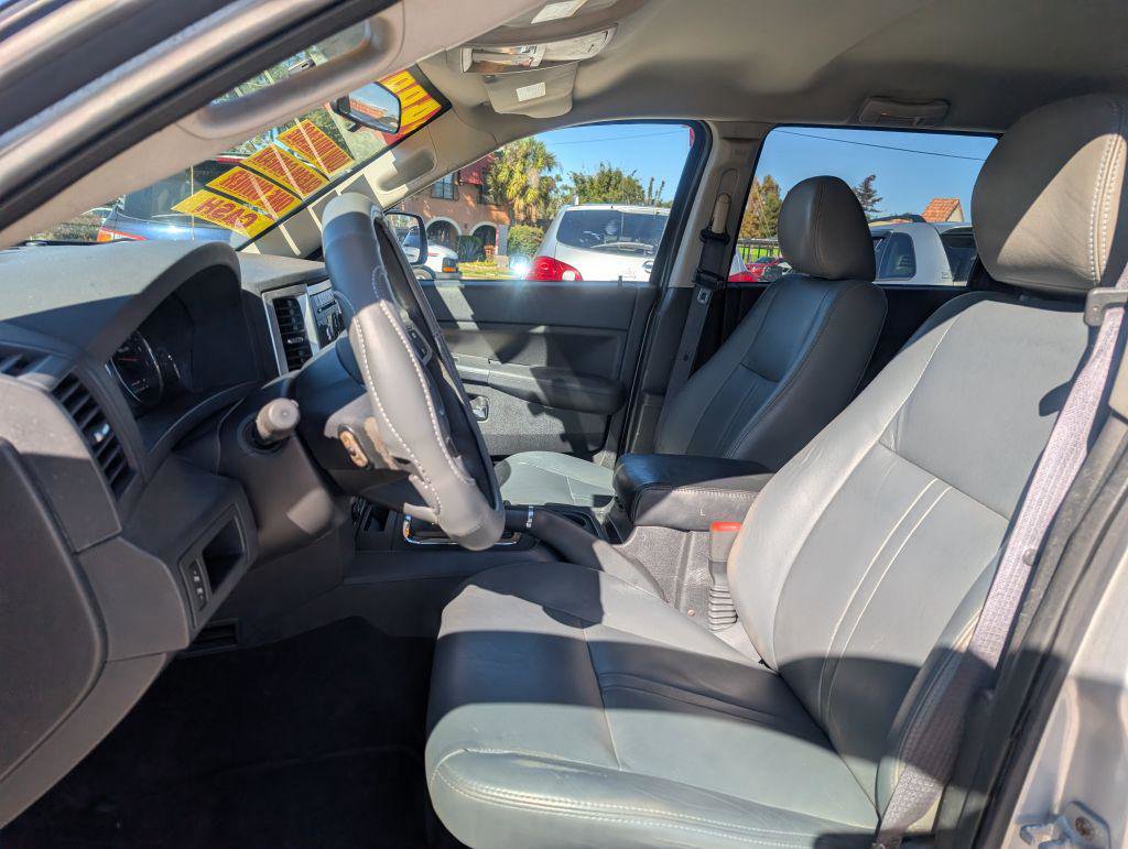 Used 2009 Jeep Grand Cherokee Laredo w/ Popular Equipment Group image 9