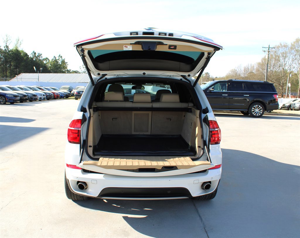 Used 2012 BMW X5 xDrive35d image 37