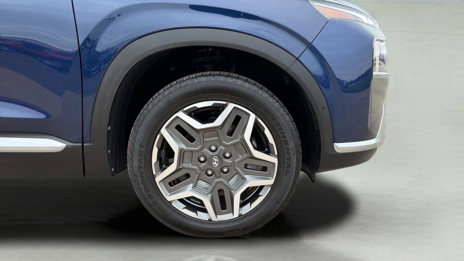 Used 2023 Hyundai Santa Fe Limited image 10