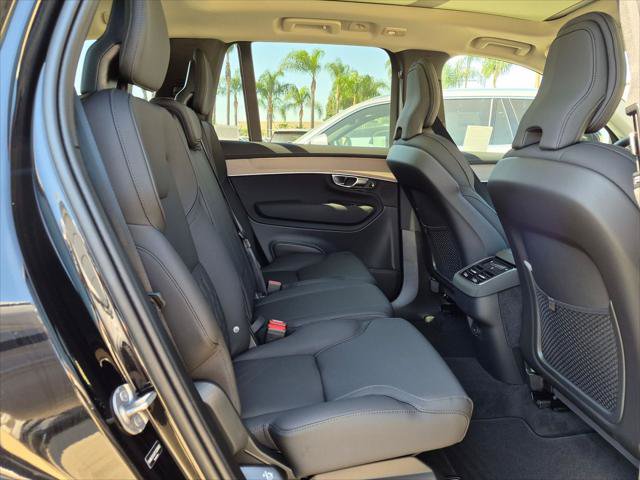 New 2026 Volvo XC90 B5 Core AWD/4WD image 13