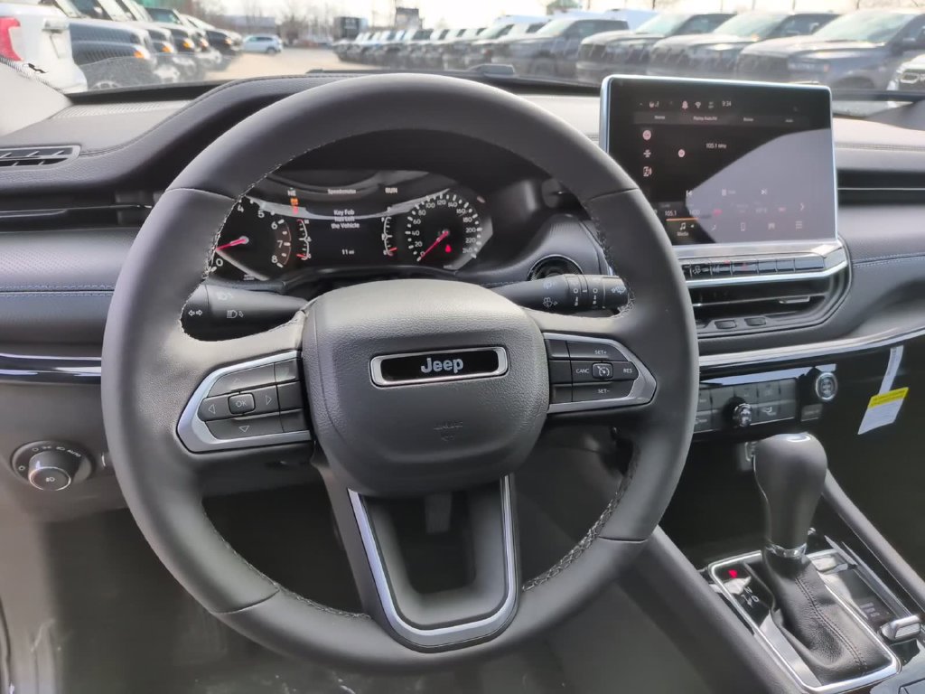 New 2026 Jeep Compass Latitude AWD/4WD image 34