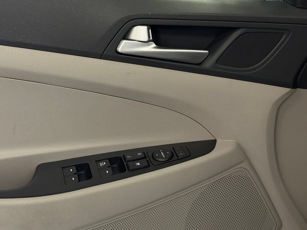 Used 2019 Hyundai Tucson SE AWD/4WD image 13