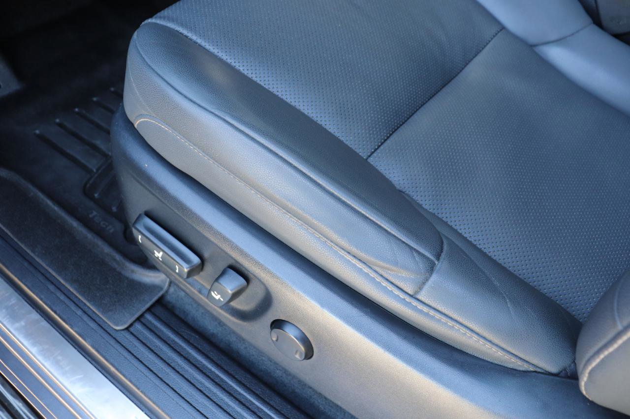 Used 2020 Lexus GX 460 Premium w/ Premium Package image 52