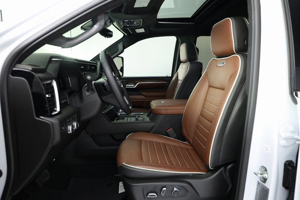 Used 2026 GMC Sierra 2500 Denali Ultimate image 16