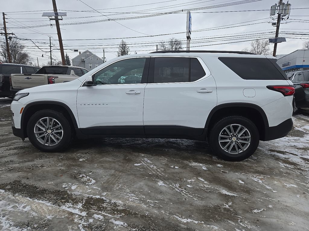 Used 2023 Chevrolet Traverse LT image 5