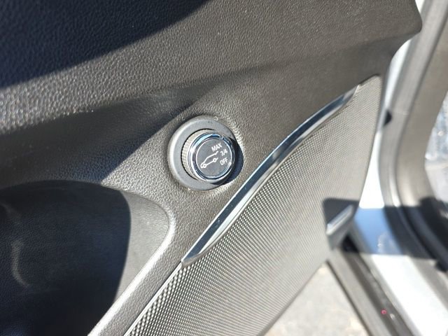 Used 2024 Buick Enclave Premium AWD/4WD image 13