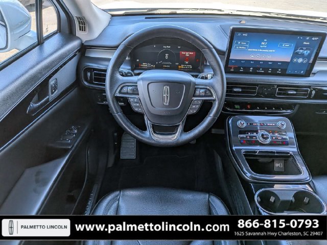 Certified 2022 Lincoln Nautilus FWD w/ Premium Package image 15