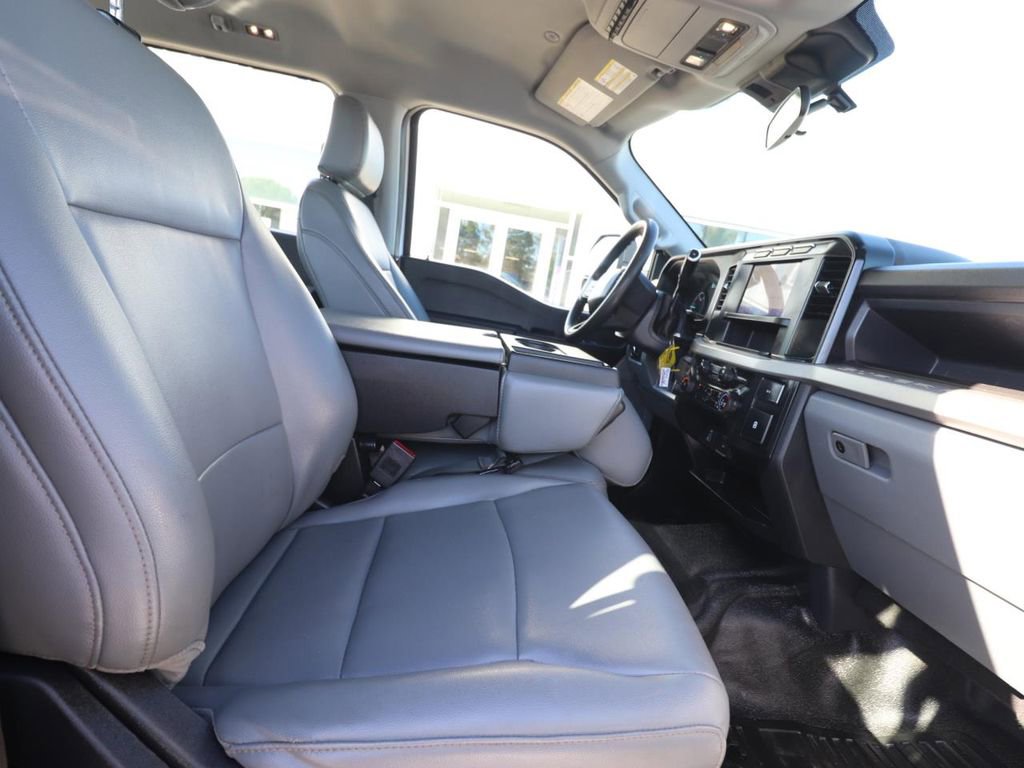 Used 2024 Ford F450 XL image 13