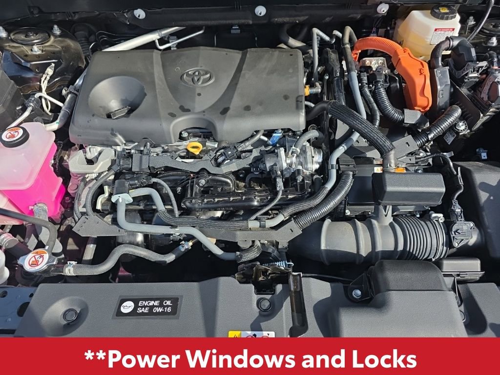 Used 2024 Toyota RAV4 XLE image 12