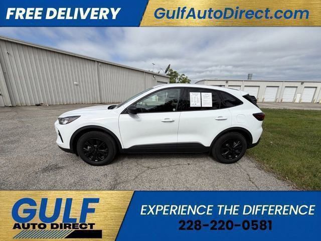 Used 2025 Ford Escape Active image 4