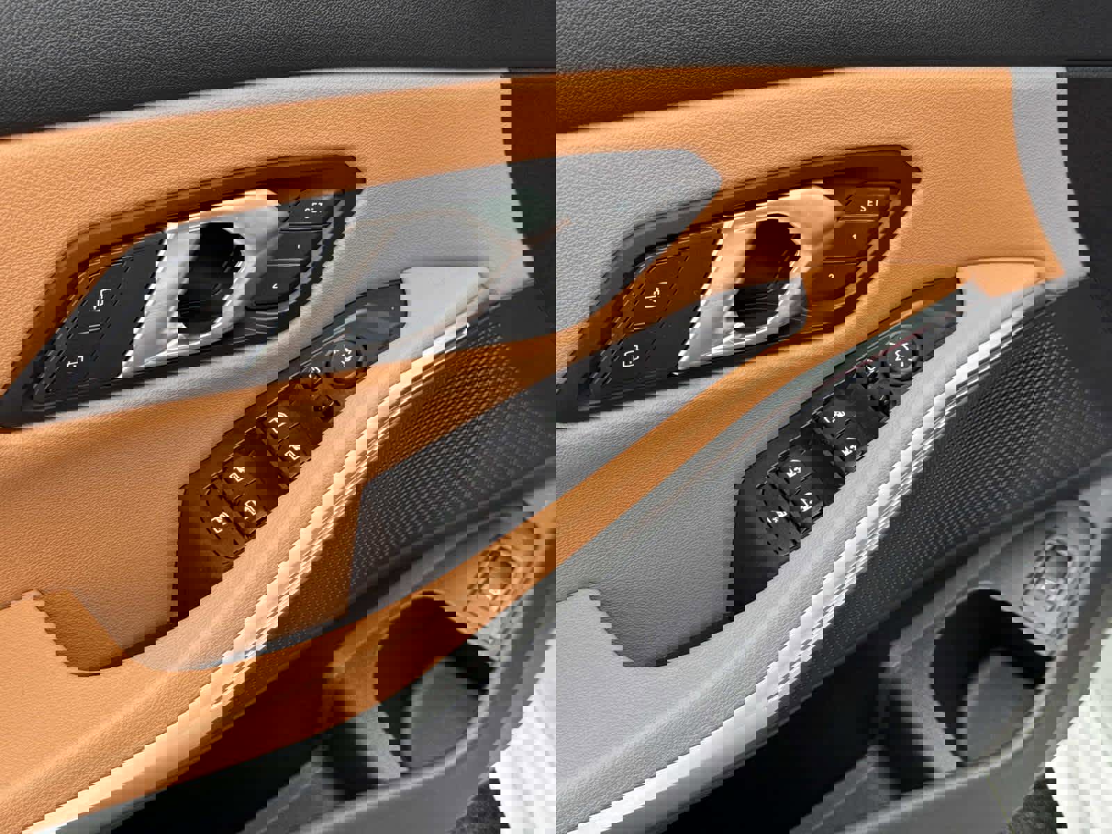 Certified 2025 BMW 330i Sedan w/ Premium Package image 19