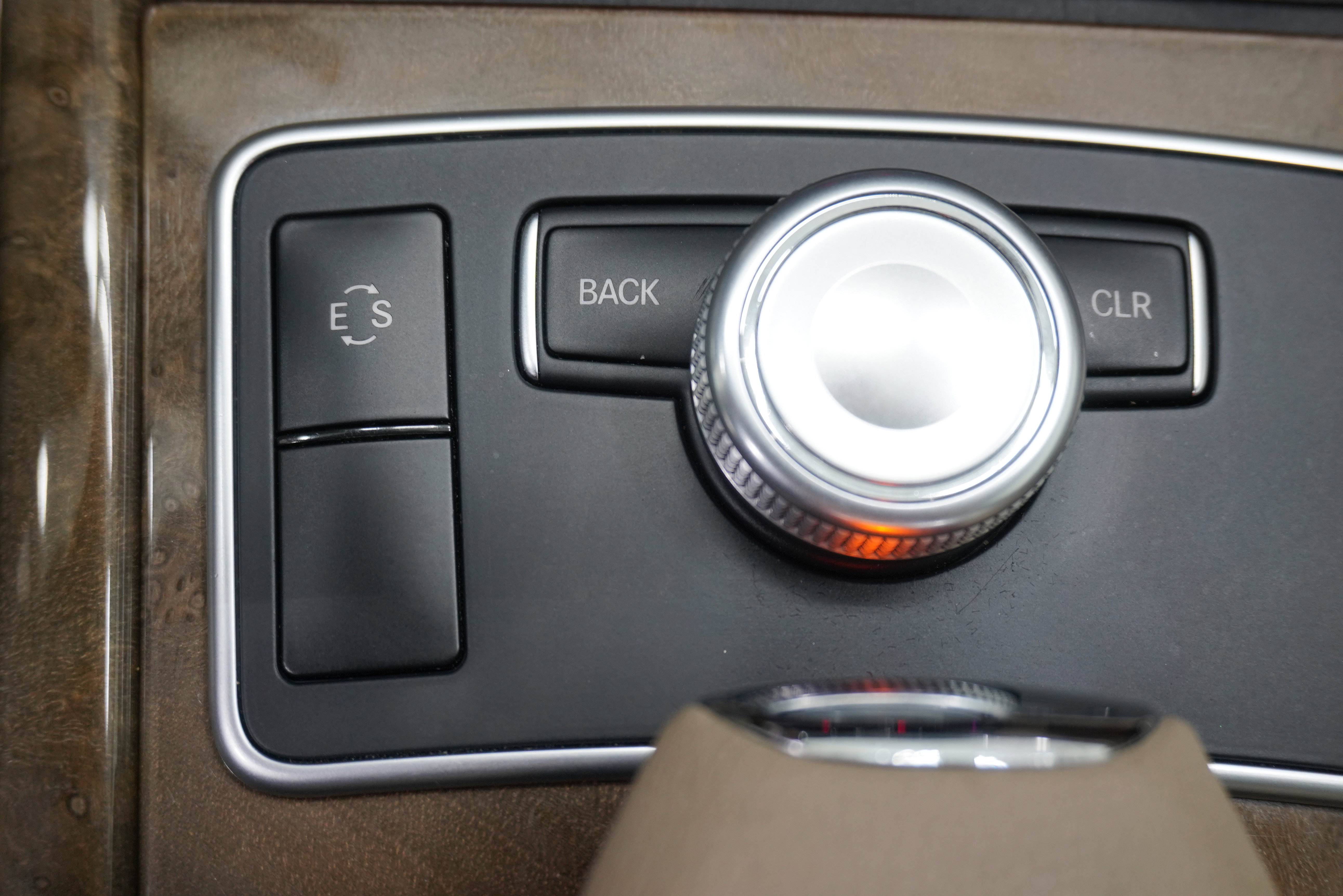 Used 2011 Mercedes-Benz E 350 Sedan image 20