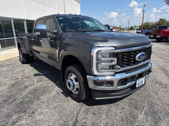 New 2026 Ford F350 Lariat w/ Lariat Ultimate Package AWD/4WD image 3
