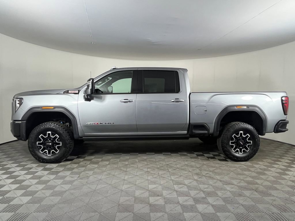 Used 2024 GMC Sierra 2500 AT4X AWD/4WD image 9