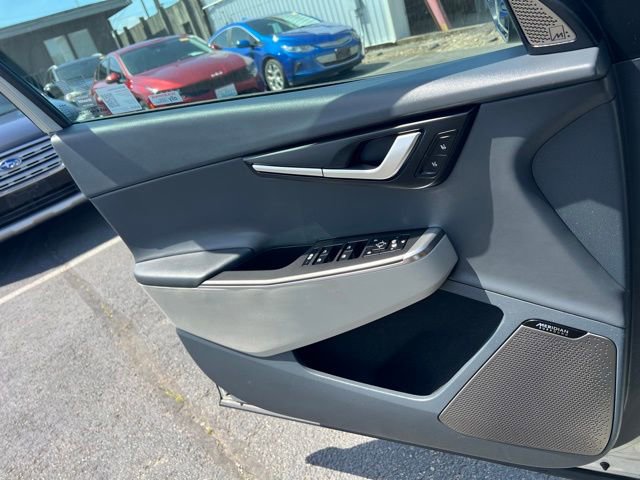Certified 2022 Kia EV6 Wind AWD/4WD image 18