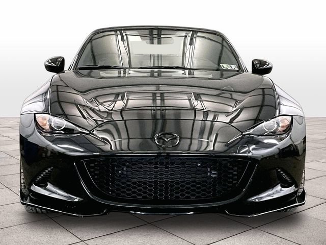 Used 2020 MAZDA MX-5 Miata RF Club RWD image 3