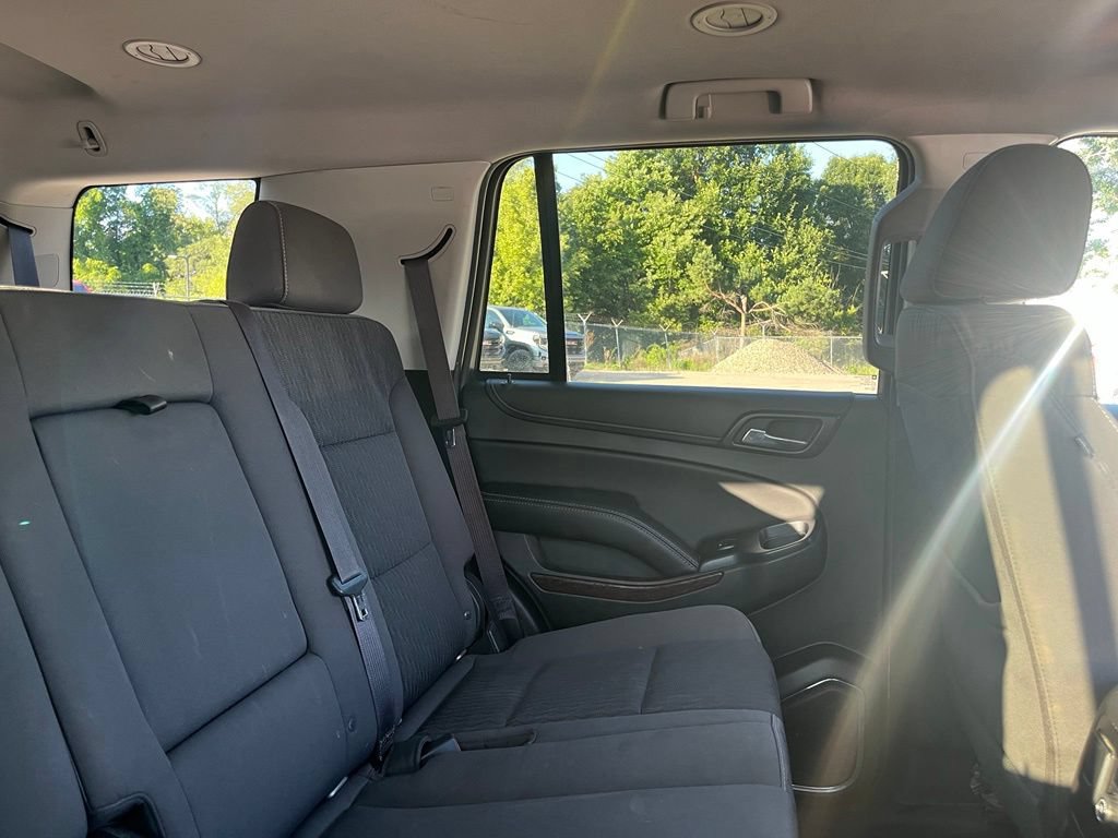 Used 2017 GMC Yukon SLE w/ SLE Value Package AWD/4WD image 39