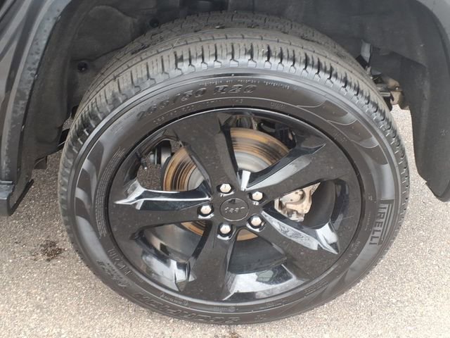 Certified 2025 Jeep Grand Cherokee Limited w/ Black Appearance Package image 14