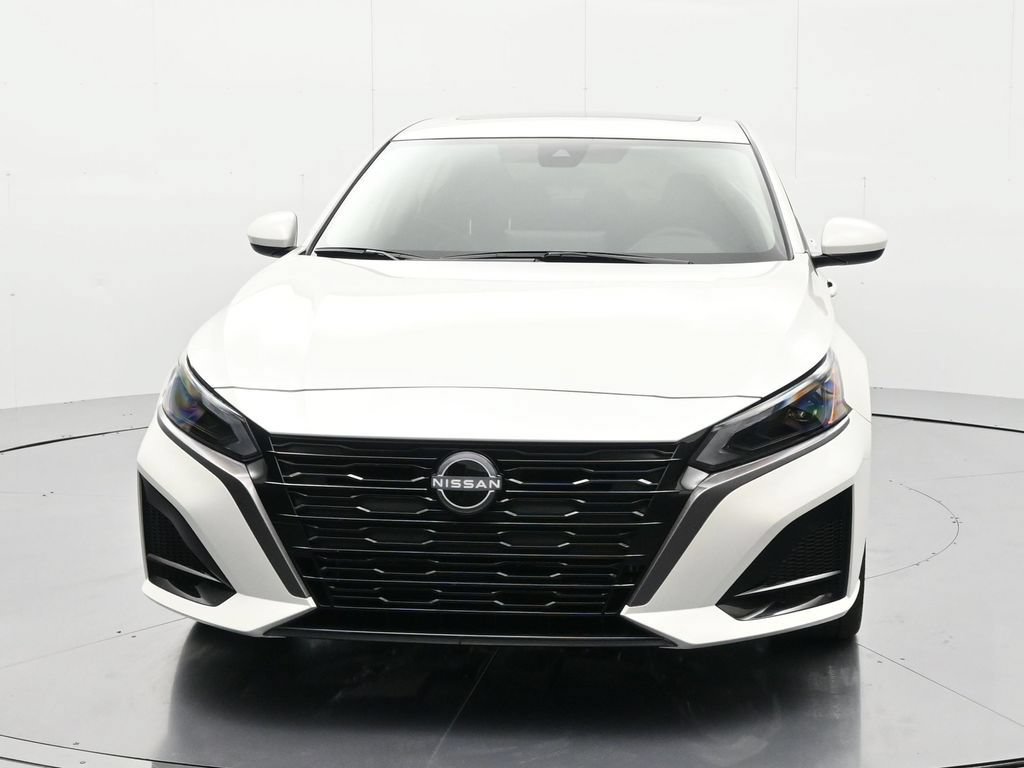 New 2026 Nissan Altima 2.5 SV w/ SV Premium Package FWD image 2