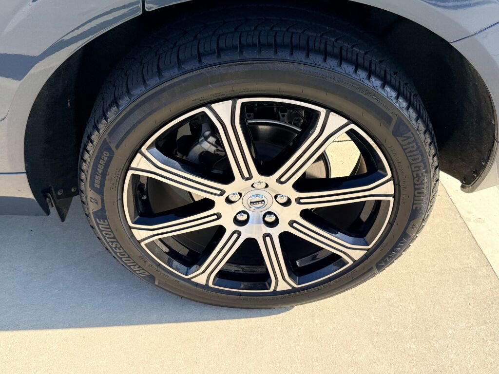 Used 2020 Volvo XC60 T5 Inscription w/ Protection Package Premier image 9