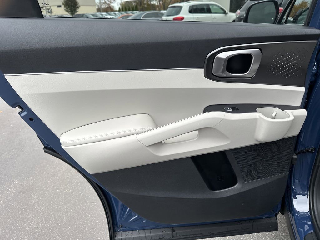 New 2026 Kia Sorento S w/ S Panoramic Sunroof Package image 19