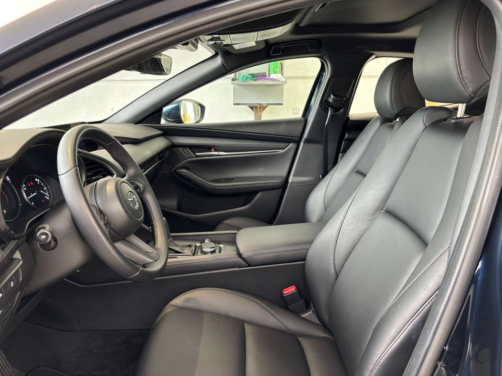 Used 2026 MAZDA MAZDA3 s FWD image 27