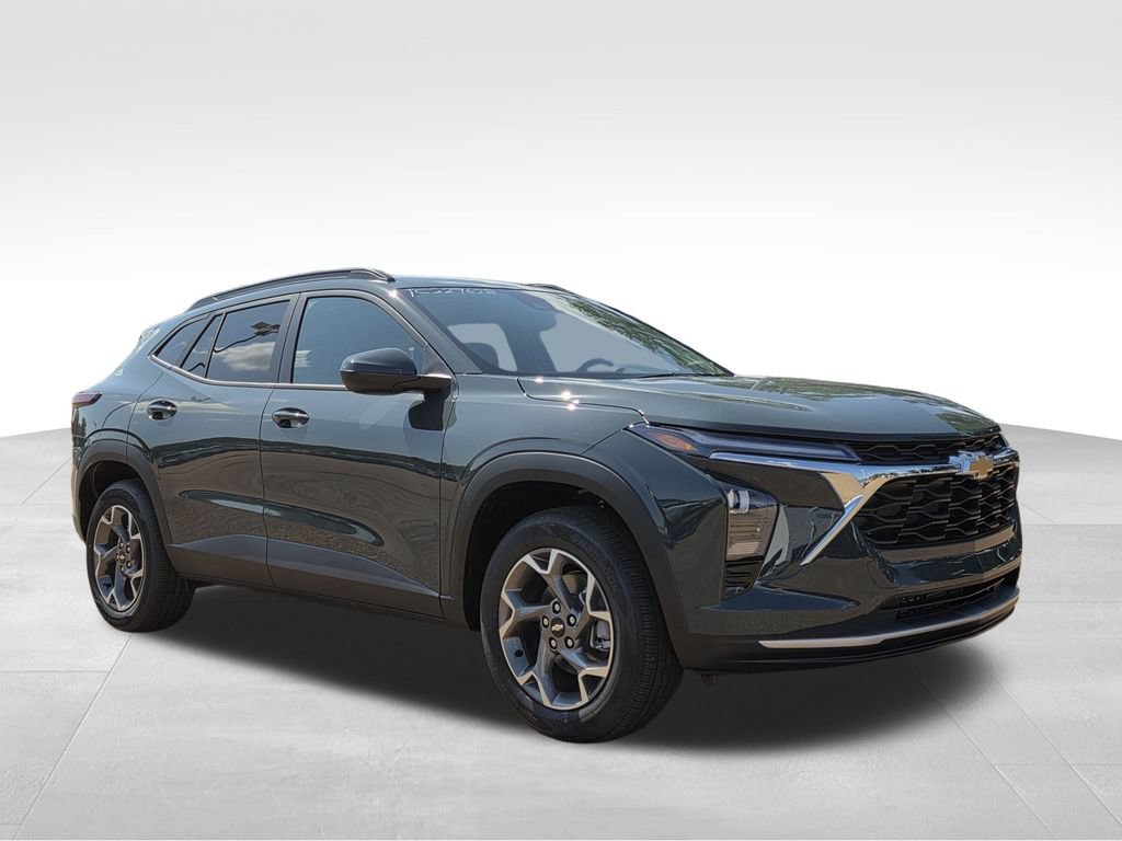 New 2026 Chevrolet Trax LT w/ LT Convenience Package FWD image 4