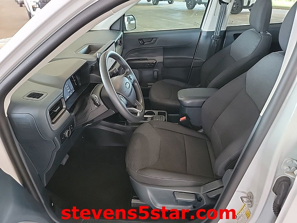 Used 2025 Ford Maverick XL w/ Equipment Group 102A AWD/4WD image 2
