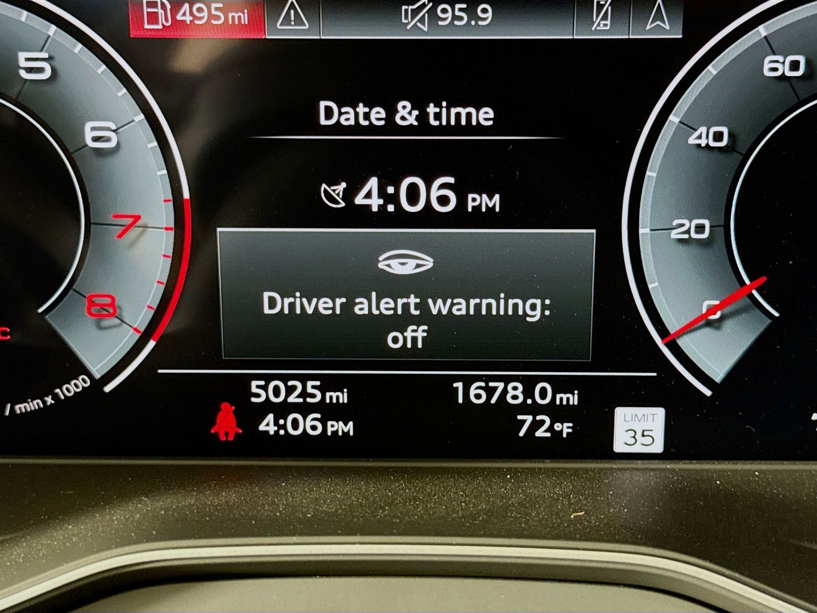 Certified 2025 Audi Q5 2.0T Premium Plus w/ Premium Plus Package AWD/4WD image 12