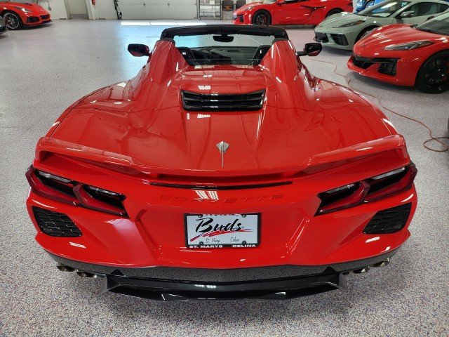 Used 2024 Chevrolet Corvette Stingray Premium Conv w/ Z51 Performance Package RWD image 18