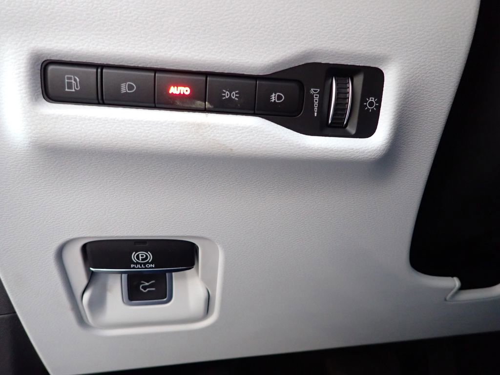 New 2026 Jeep Cherokee Limited image 29