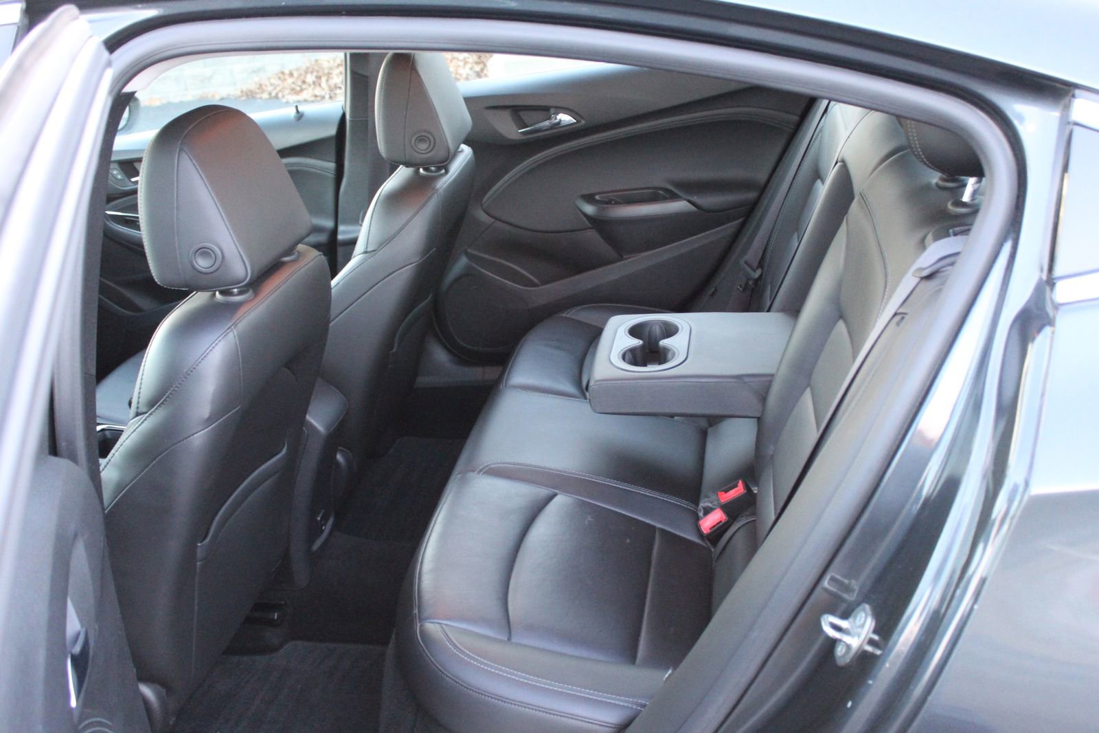 Used 2017 Chevrolet Cruze Premier image 16