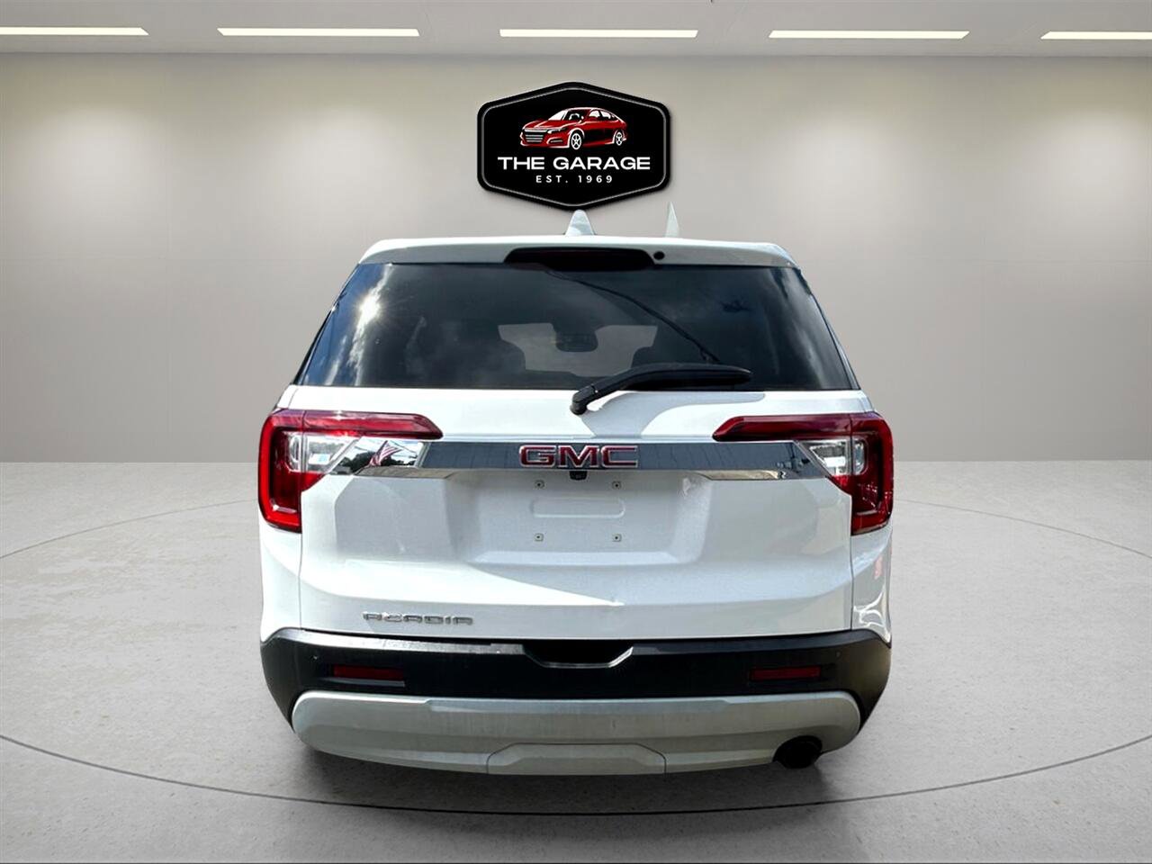 Used 2020 GMC Acadia SLE image 4