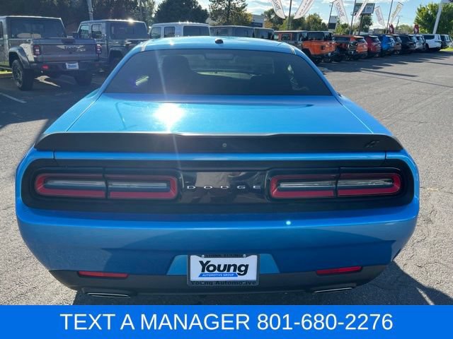 Used 2019 Dodge Challenger SXT w/ Blacktop Package AWD/4WD image 4