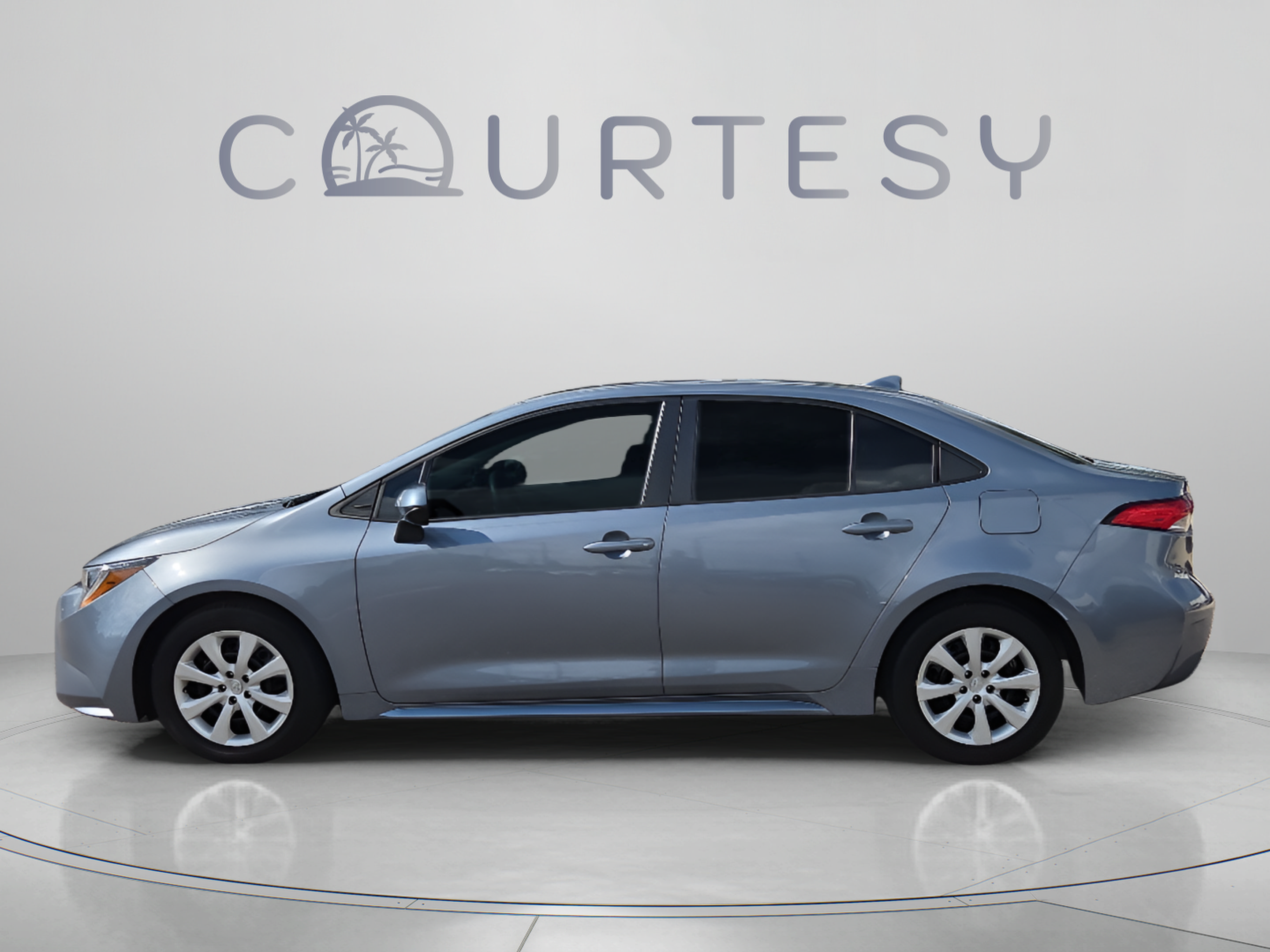 Certified 2024 Toyota Corolla LE FWD image 2