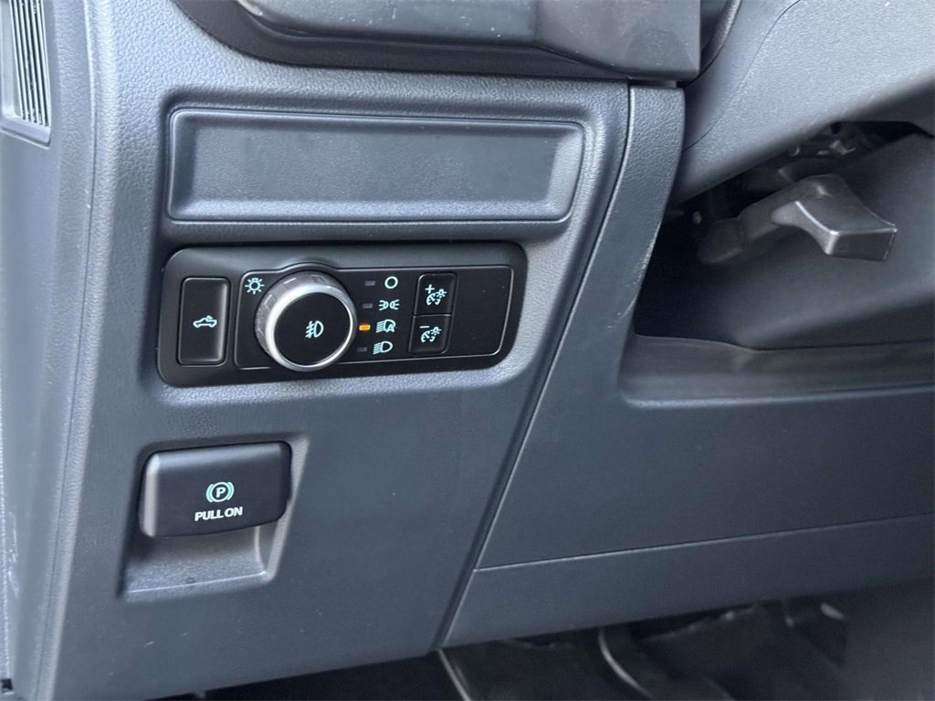 Used 2024 Ford F150 STX image 11