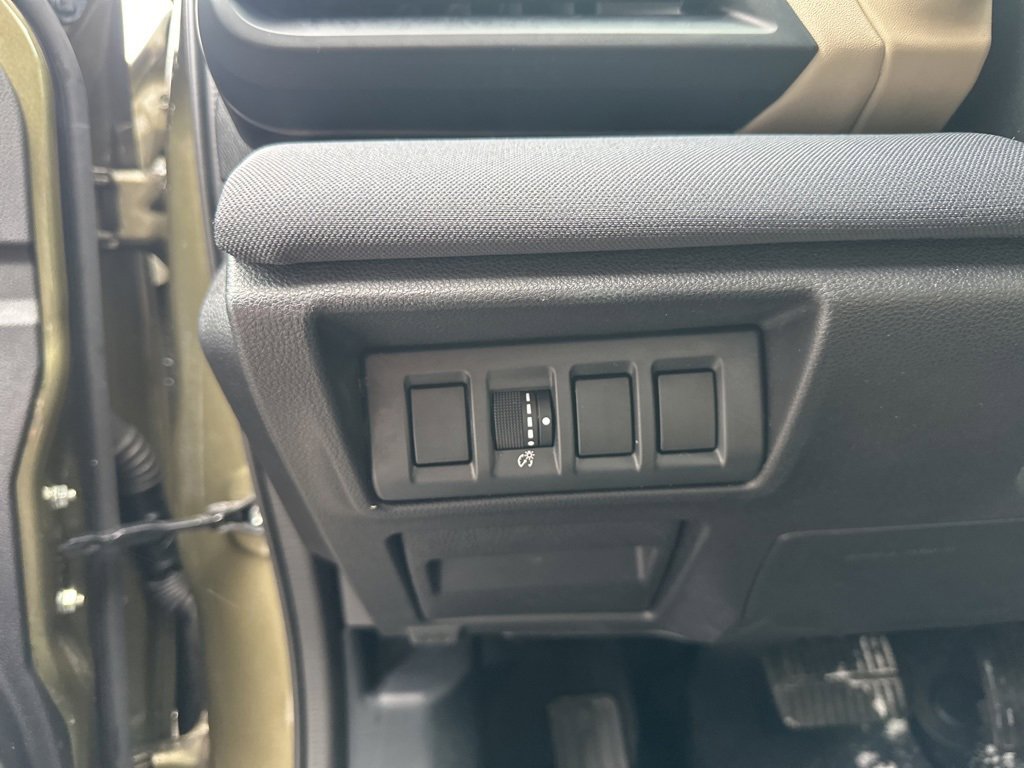 Certified 2022 Subaru Outback Premium image 11